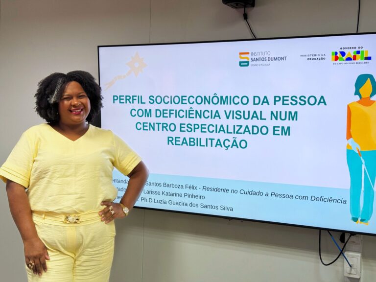 Erika-Santos-assistente-social-formada-pela-Residencia-do-ISD-_-Foto-Ascom-ISD-1-2048x1536