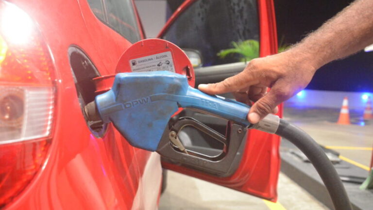 Aumento-de-Combustivel-Gasolina-9-scaled-e1746541665250-830x468