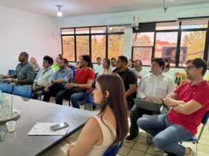 Representantes da CGU apresentam projetos de acompanhamento e fiscalização de obras durante reunião na Prefeitura de Macaíba