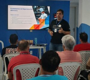 Prefeitura de Macaíba e SENAC promovem ação educativa com curso manuseio de alimentos na APAC