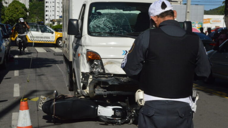 2026-08-05-09-11-32-Acidente_com_Motoqueiro_Vitima_Fatal_Rua_Jundiai_com_Hermes_da_Fonseca_Tirol_47_830x468