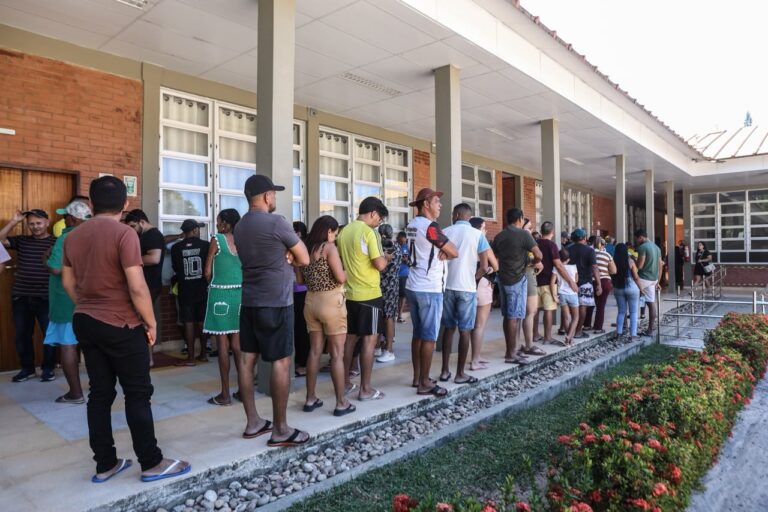 Portoes-da-Fundacao-Bradesco-abrem-para-mais-de-6-mil-eleitores-em-Natal-1